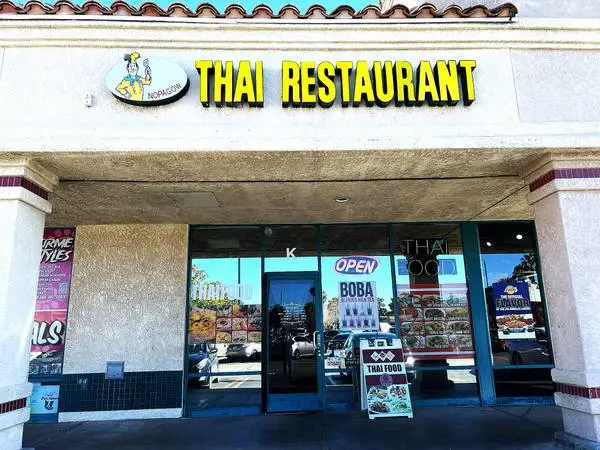Thai Restaurant for Sale in Palmdale! INCREDIBLE OPPORTUNITY!!! WOW!!!