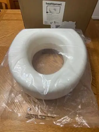 ELEVATED ROUND RAISED TOILET SEAT-NEW