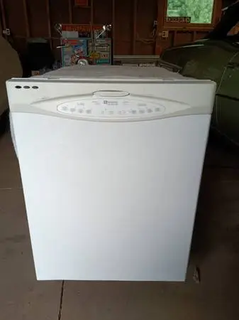 Dishwasher - Maytag - Quiet Series 200