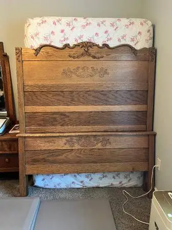 ANTIQUE Victorian High back bed, golden oak, Cottage Style