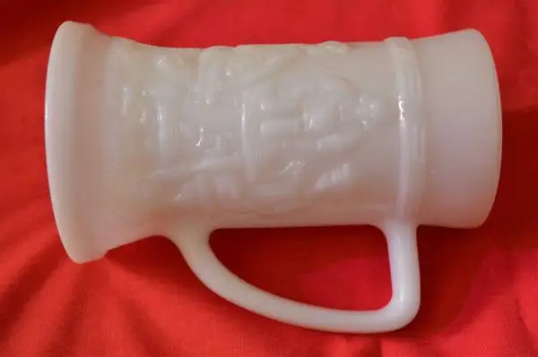 Vintage Milk Glass Stein. 6 Tall.