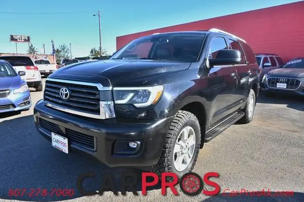 2021 Toyota Sequoia SR5 - 4X4 - Premium Pkg