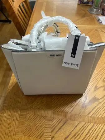 NINE WEST HANDBAG-NEW WITH TAGS