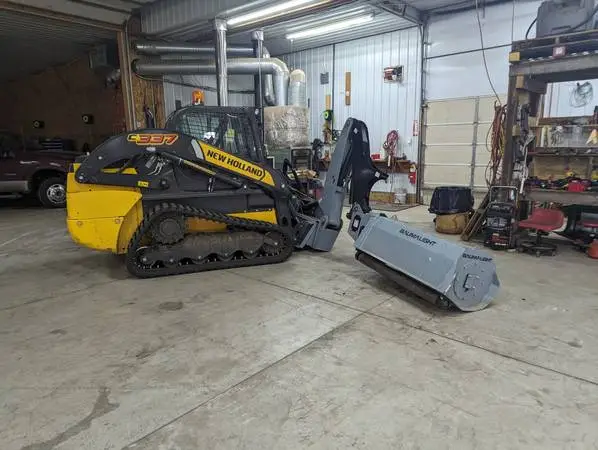 2023 new holland c337 skidsteer 45 hrs