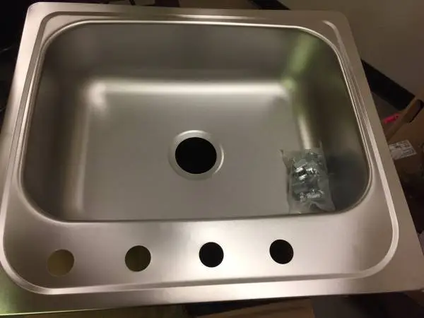 Dayton 4 holes sink......Sink # 4