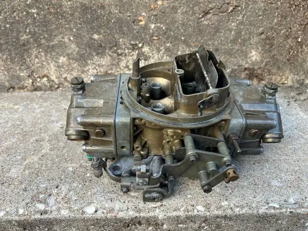 REBUILT 650 CFM HOLLEY DOUBLE PUMPER