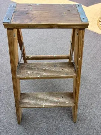 VINTAGE 2’ Wooden Ladder