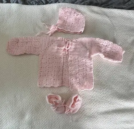 **PINK CROCHETED BABY OUTFIT**