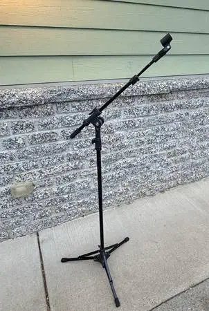 STUDIO Microphone Boom Stand