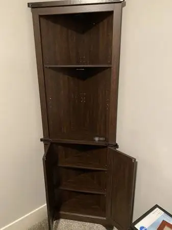 Nice Corner Cabinet w/ 2 Doors and Shelves