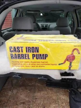 Cast iron barrel pump new in the box