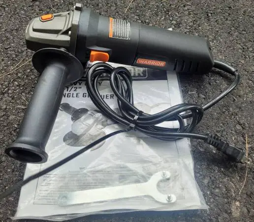 **NEW**WARRIOR 4 1/2 ANGLE GRINDER