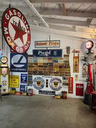 BUYING OLD ADVERTISING SIGNS, TAGS, GAS PUMPS AND GAS PUMP GLOBES