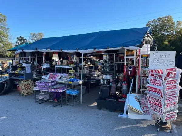 Flea Market Canopies For Sale -( shelfs, tables, material, merchant )