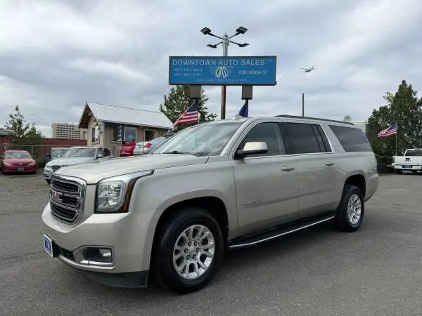 2017 GMC Yukon SLT XL 4X4