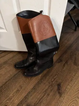 Ladies Bally Boots 8’s