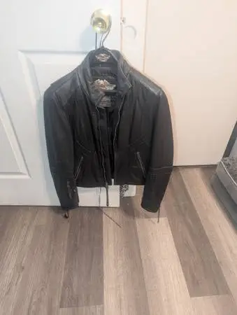 WOMENS GENUINE HARLEY DAVIDSON RIDING JACKET