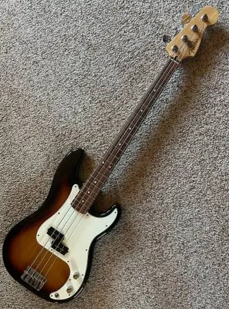 Fender 2022 Player P-Bass