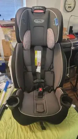 Graco SlimFit Child Car Seat 2023 (Cushions Washed And Ready To Use)