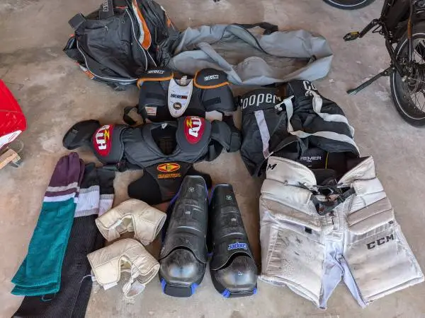 Hockey Gear - BODY PADS and MORE
