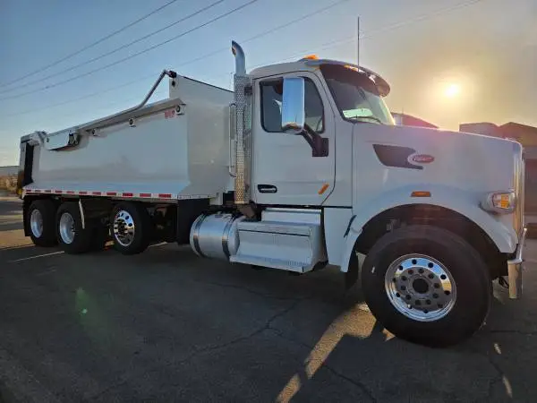 2019 PETERBILT 567 STRIKER