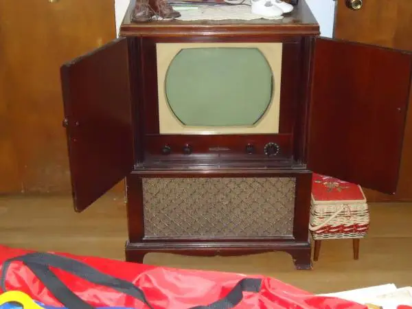 1940,s  cabinet tv