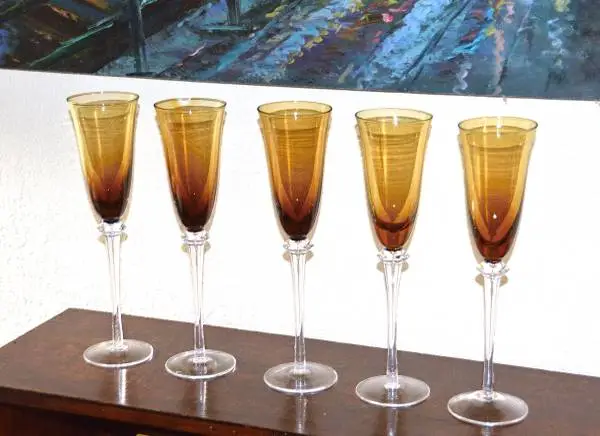 Smoky Amber Wine/ Champagne Glasses set