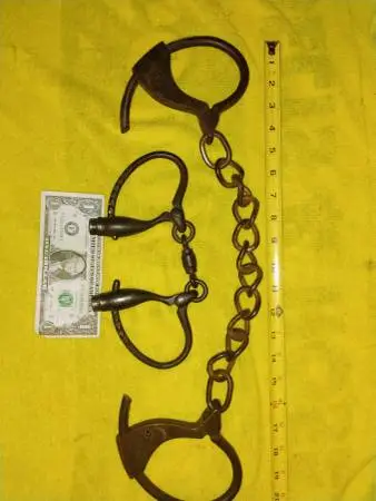 Cuff handcuff bracelet leg iron legs old wrist cuffs