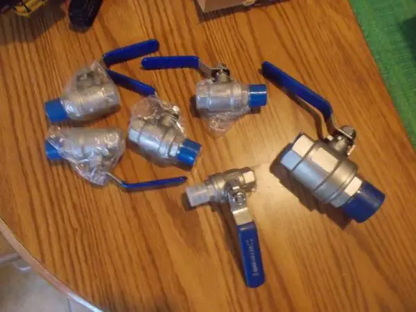 6-NEW STAINLESS BALL VALVES