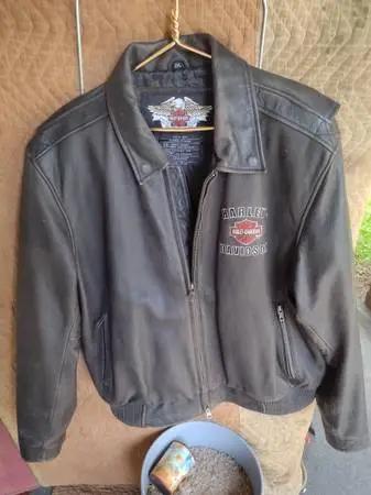 Harley Davidson leather size XXL coat