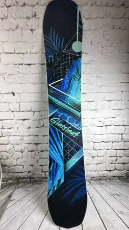 SNOWBOARD 160cm ~ NEW~ GRASSROOTS NEVER SUMMER GRC