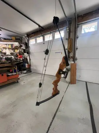 Bear Kodiak Magnum compound bow