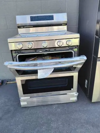 New ! Samsung stainless steel 5 burner gas stove air fry
