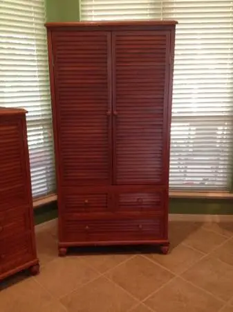 Queen bedroom set