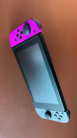 Nintendo Switch -- GREAT COND