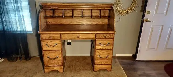 Small Roll Top-Desk