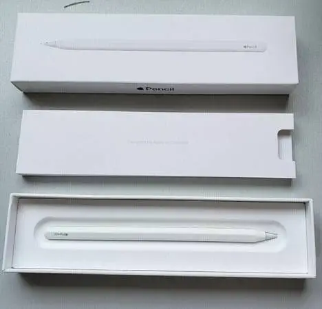 Apple Pencil for iPad - new with extra color tips