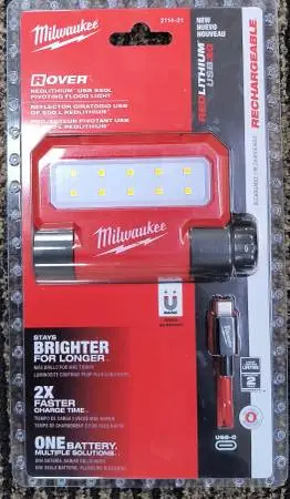Milwaukee ROVER 550 Lumen LED Pivoting Rechargeable FLOOD LIGHT