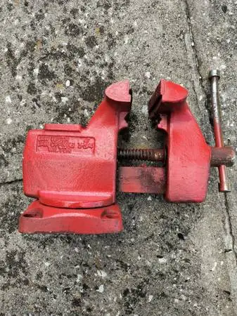 vise wilton 4 inch good condition--$40