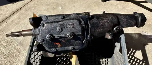 Saginaw 7 bolt 3-speed transmission
