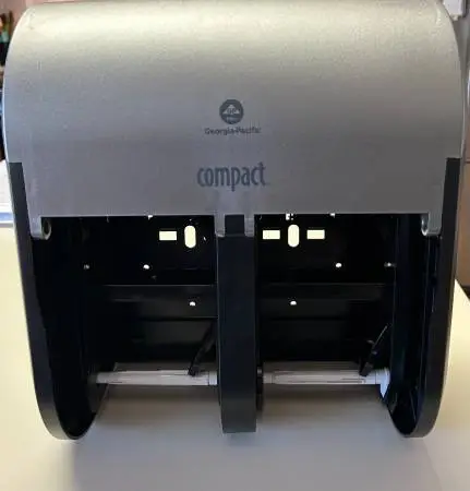TOILET PAPER DISPENSER, 4 ROLL GEORGIA PACIFIC 56746A NEW