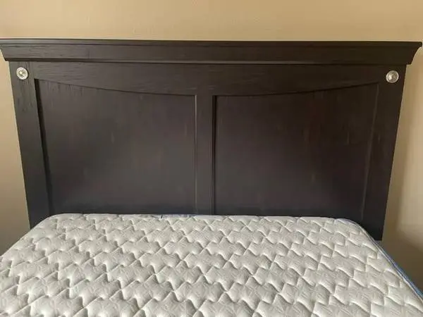 Queen / Full size Headboard