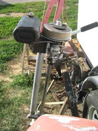 vintage (1972?) British Seagull outboard motor 3hp OBO