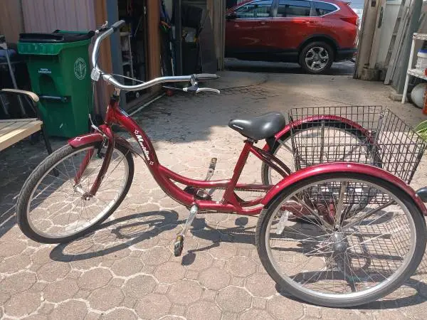 SCHWINN MERIDIAN ADULT TRICYCLE