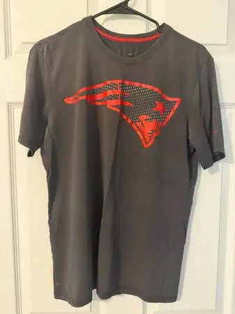 New England Patriots Nike Dri-Fit T-shirt (MEDIUM)