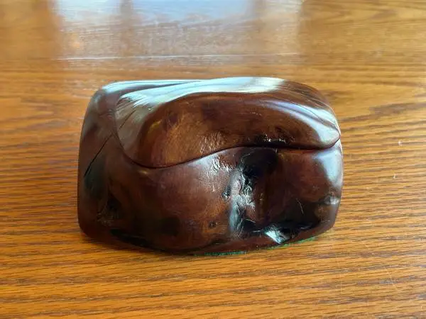 Handcrafted Solid Redwood Hideaway Box - Premium Carved Keepsake