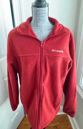 Columbia Men’s Fleece Jacket (RUST) with zipper pockets (MEDIUM) — Only worn