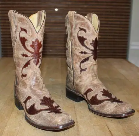 Vintage Corral Mens Western Boots – USA‑Made Two‑Tone Brown 9.5M