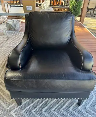 Leather arm chair