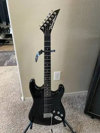 Dean Z Strat Guitar